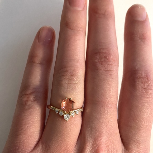 Jewelry - Pink Hexagon Ring